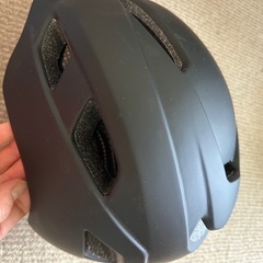 自転車用ヘルメットほぼ新品の画像