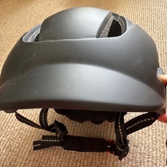自転車用ヘルメットほぼ新品の画像