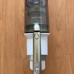 アイリスオーヤマサイクロン式掃除機の画像