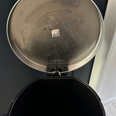 ゴミ箱　simplehumanの画像