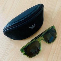 【超美品】EMPORIO ARMANI(アルマーニ) サングラス　専用ケース付属の画像