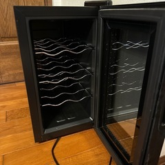 【無料】小型ワインセラー（ジャンク品）引き取りに来てくれる方の画像
