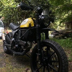 お盆値下げ！令和3年DUCATI スクランブラーsixty2 400カスタム多数 ETC の画像