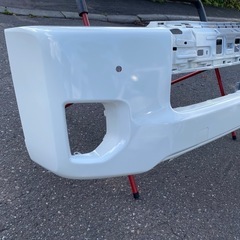 ハイエース 200系 トヨタ純正 フロントバンパー　52119-26670 ワイド用  5/6/7型 058 ホワイト の画像