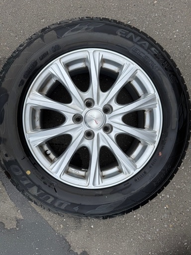 195 65 R15 サマータイヤ　マツダ　デミオ等