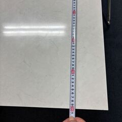 机（会議用、作業台）の画像