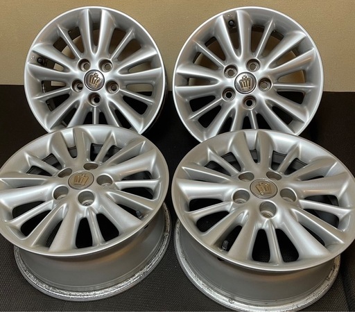 TOYOTAクラウン純正 アルミホイール16インチ　7J  オフ50 4本