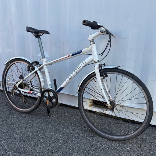 クロスバイク momentum 身長165-180cm 7段変速 クロスバイク momentum 身長165-180cm 7段変速