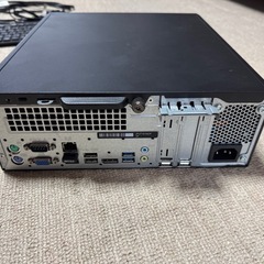 HPパソコン、Dell液晶モニターの画像