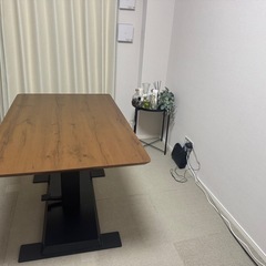 昇降式ダイニングテーブル　　