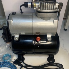 エアブラシコンプレッサーセット　美品？未使用？の画像