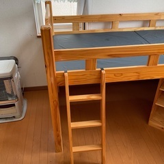 決まりました。高床式？シングルベッド収納ラック付きの画像