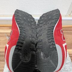 ニューバランス574クラシック27cm赤色レッドの画像