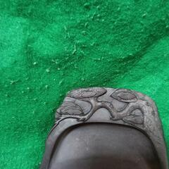 中国端渓麻子坑？の天然石硯美しい松の木の彫刻、の画像