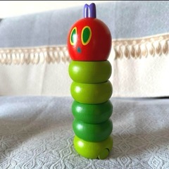 【木製知育玩具】familiarスロープトイ玉転がしはらぺこあおむし棒通し一歳にの画像