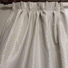 美品　中窓用オーダーカーテン4枚セットの画像
