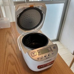 【受渡予定者決定済み】象印　炊飯器　3合炊きの画像