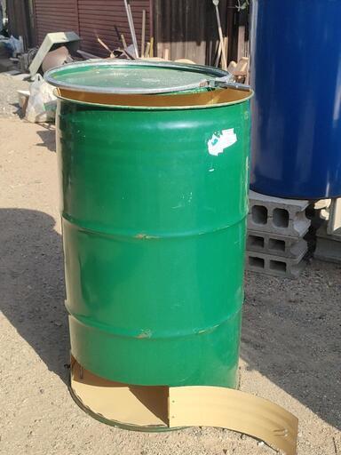 clubminera ドラム缶 焼却炉 半切り 蓋付き 61Uuz96D1vL._UF1000,1000_QL80_.jpg