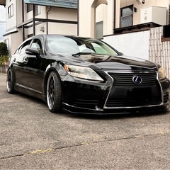 レクサスLS 600h  後期エッジグリル　頭金半金後は分割可能