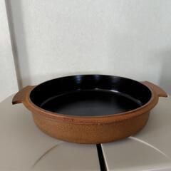 鉄製の鍋の画像