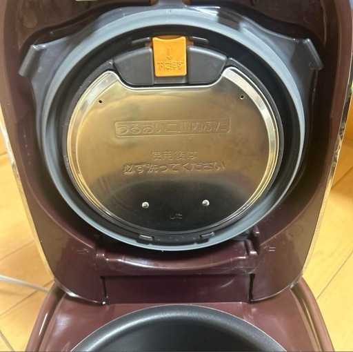 象印 NP-YT10 炊飯器 ワインレッド 2016年製