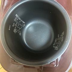 象印 NP-YT10 炊飯器 ワインレッド　2016年製　の画像