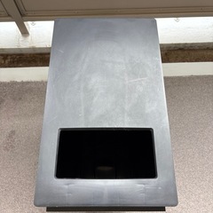 ゴミ箱の画像