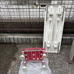 介護用 お風呂の椅子と浴槽用の画像