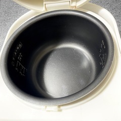 パナソニック 3合 炊飯器 マイコン式 ホワイト SR-ML051-Wの画像