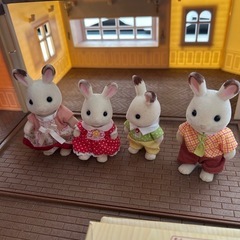 【総額約20,000円分】シルバニアファミリー 赤い屋根の大きなお家セットの画像