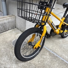 子供用の自転車の画像