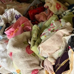 タオルなど大量の画像
