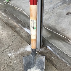 スコップの画像