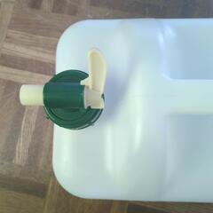 コック付き水タンク12Lの画像