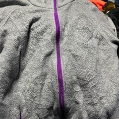大量入荷！！　アメリカ古着　アメリカ直輸入　B品　訳あり　1着100円！！の画像