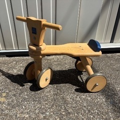 ボーネルンド　三輪車の画像