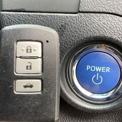 【ローン審査通過率95％！ローンお任せください！】トヨタ カムリ　ハイブリッド 　Ｇパッケージの画像
