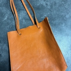 【IL BISONTE】トートバッグ ヤケヌメの画像