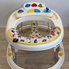 ベビー歩行器の画像