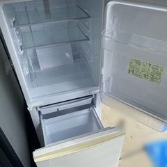 シャープ　冷蔵庫の画像