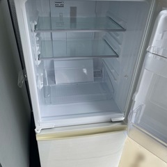 シャープ　冷蔵庫の画像