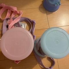 水筒の画像