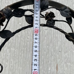 ヨーロッパ調 薔薇のフラワーポットスタンドの画像