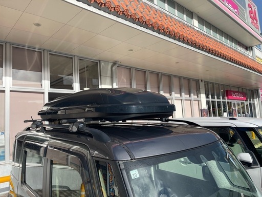 取引き中　ルーフボックス、テント、イス等