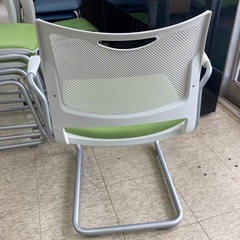 【ジモティー割引で最大15％OFF⭐️】 アイリスチトセ チェアの画像