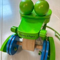 Melissa & Doug カエルの木製プルトイの画像