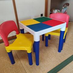 子供用テーブル　（レゴカラー？）の画像