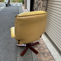 リクライニングチェアーの画像