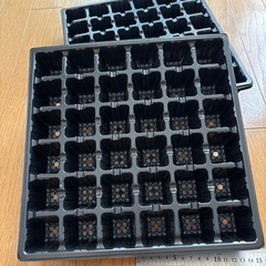 園芸用品　トレー7枚の画像