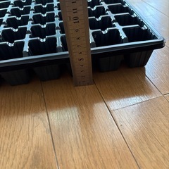 園芸用品　トレー7枚の画像